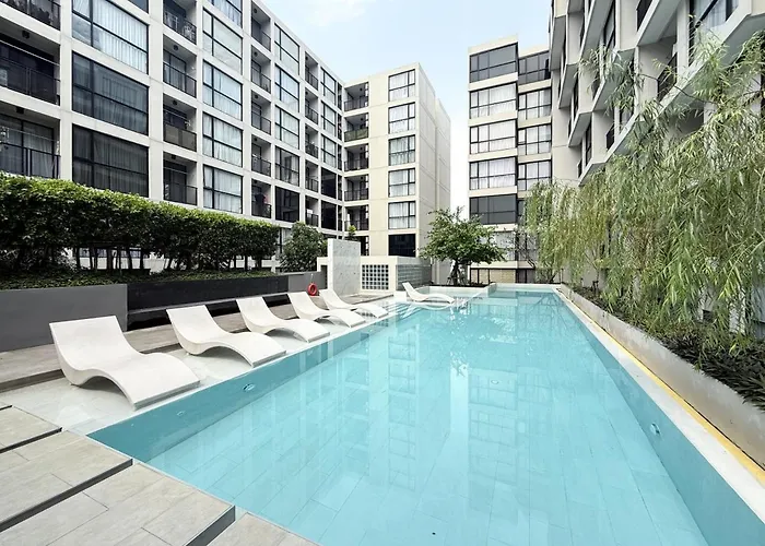 Near Bts - Near Iconsiam - Pool And Gym - Sontana Apartment *