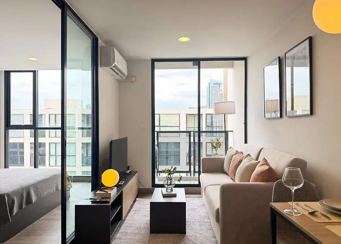 Near Bts - Near Iconsiam - Pool And Gym - Sontana Apartment Bangkok